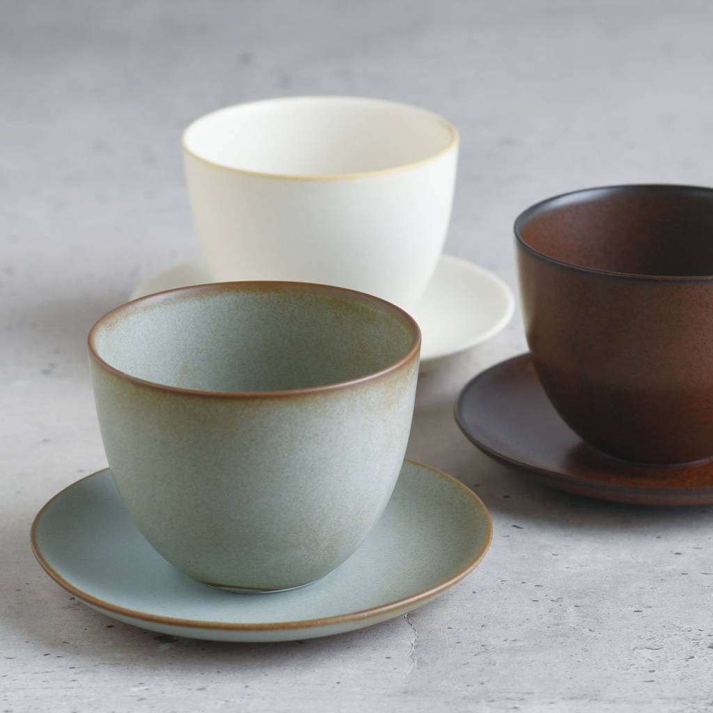 Kinto Pebble Cup and Saucer - Black gallery image #3