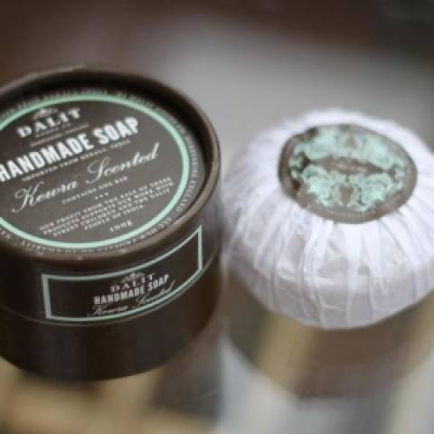 Dalit Kewra Scented Soap gallery image 